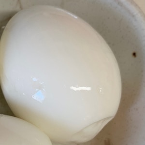 ゆで卵の黄身を真ん中に作るゆで方(^^♪